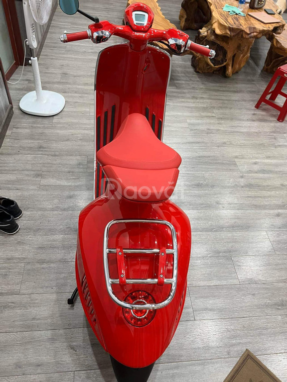 Bán Vespa 946 phiên bản Red Product Edition Nhập Ý 100% chưa qua sử dụng