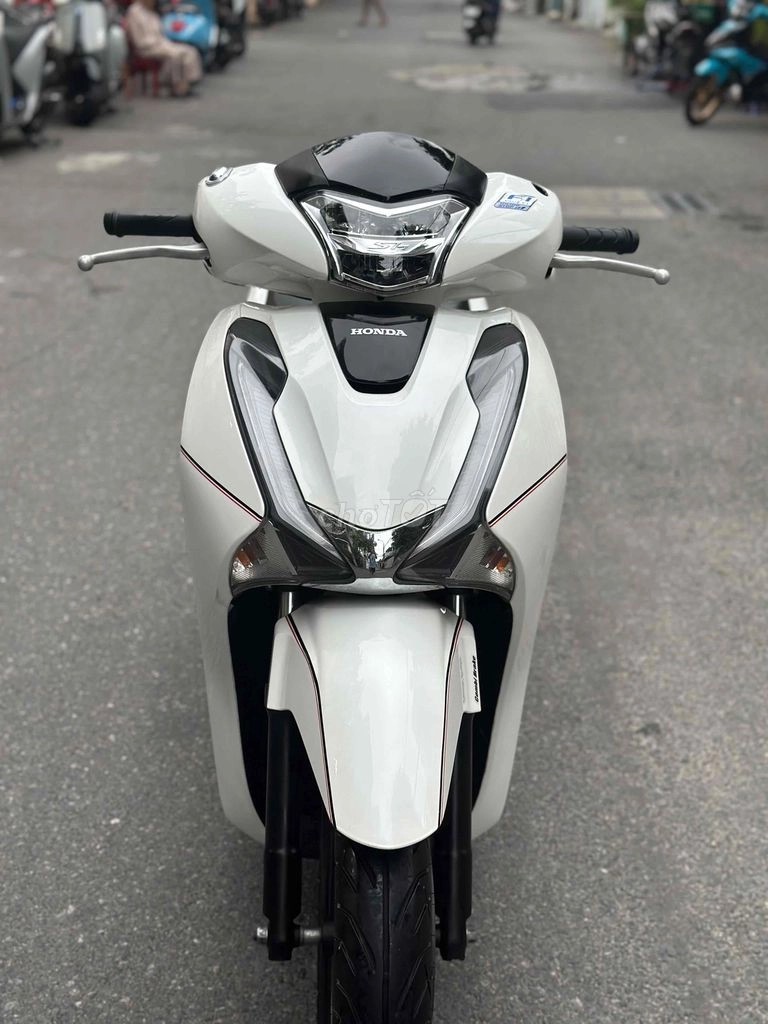 Sh 125 trắng cuối 2018 xe chất