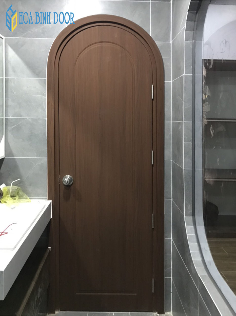 Cửa nhựa vòm composite tại Bảo Lâm - Lâm Đồng