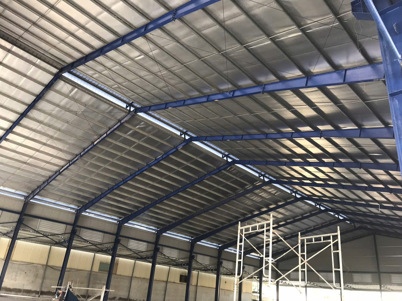 mặt bằng kho xưởng cho thuê hóc môn