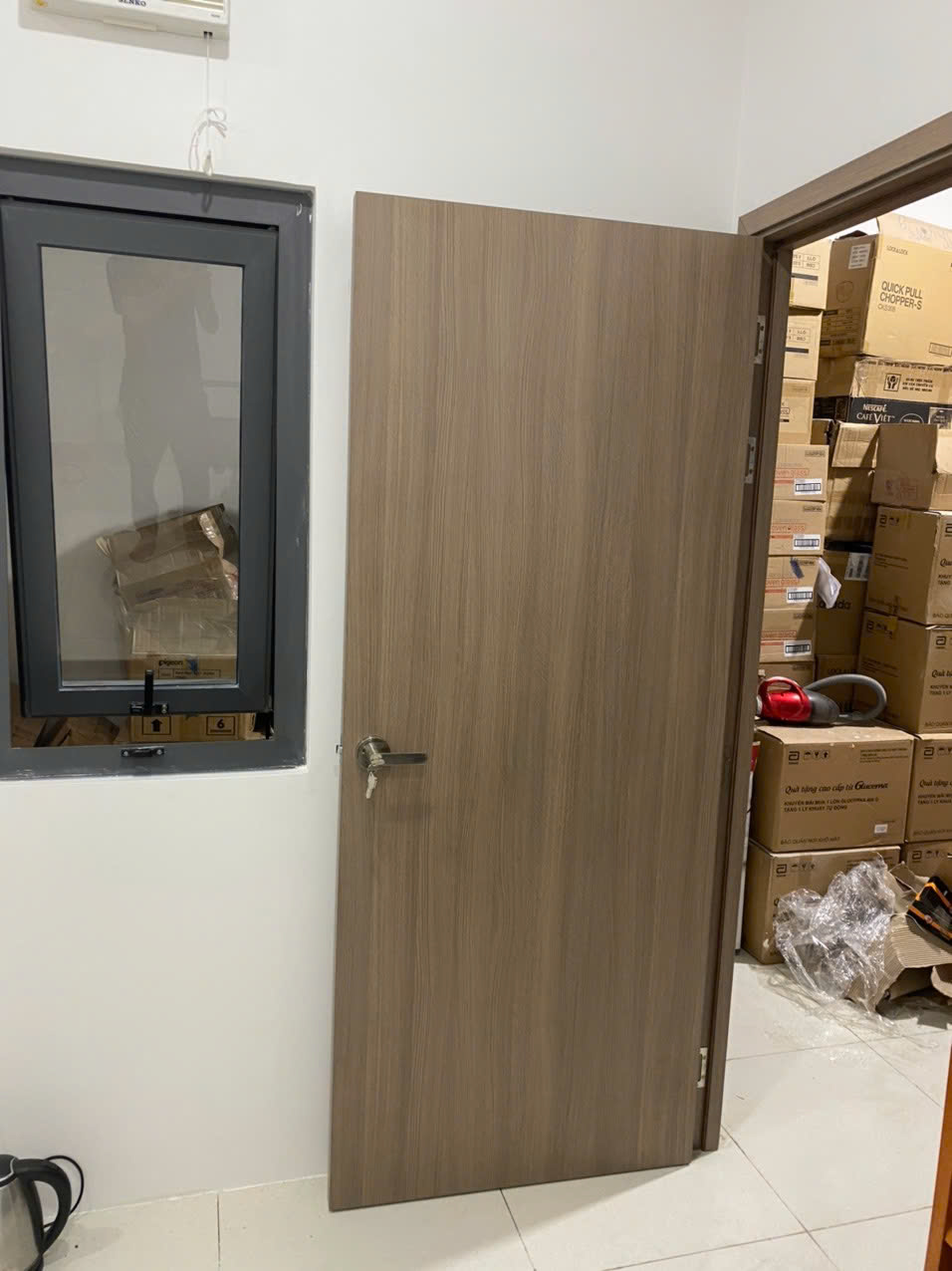 Cửa gỗ công nghiệp MDF Melamine tại Quận 11