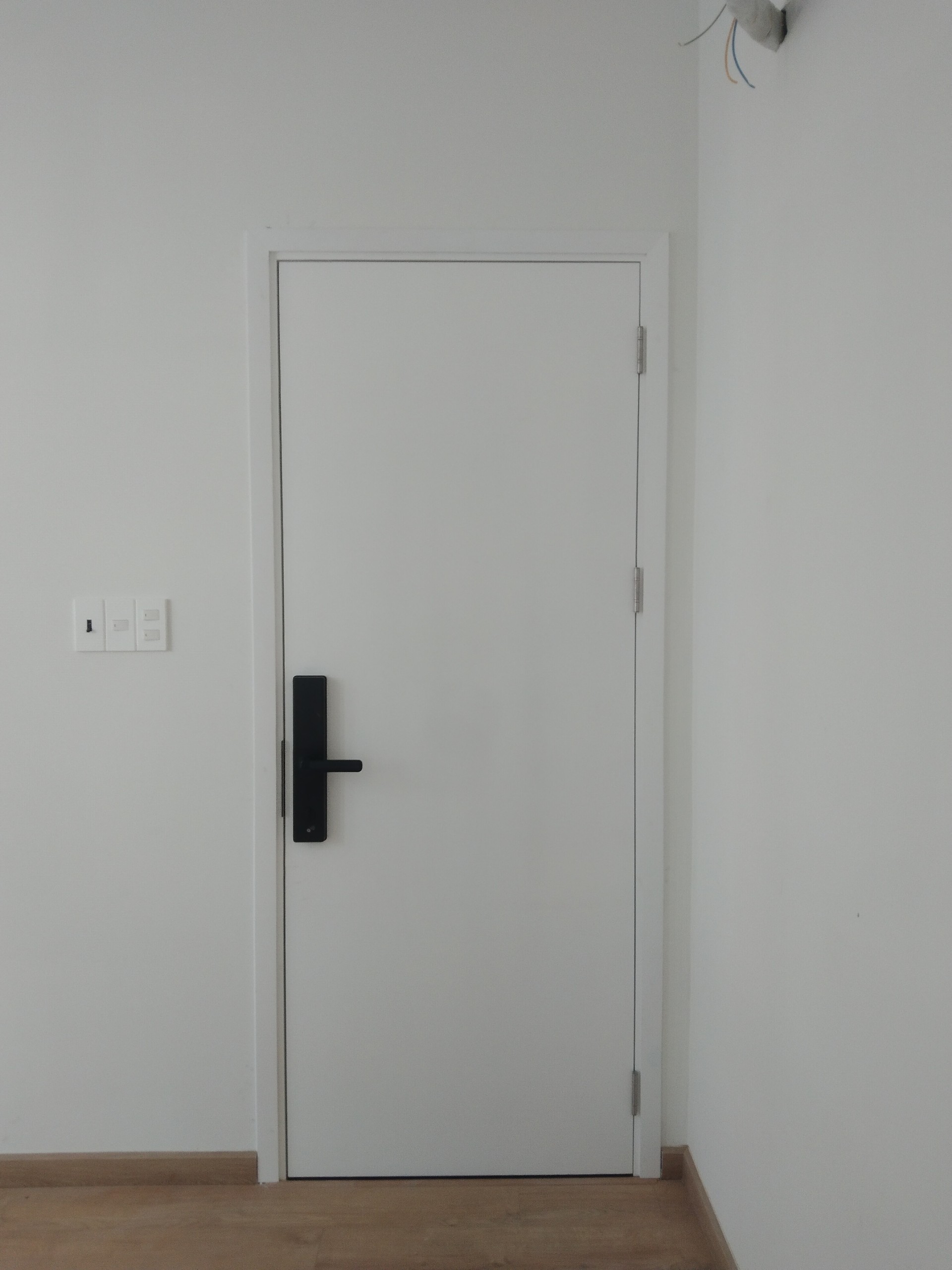 Báo giá cửa gỗ công nghiệp HDF Veneer tại Quận 7